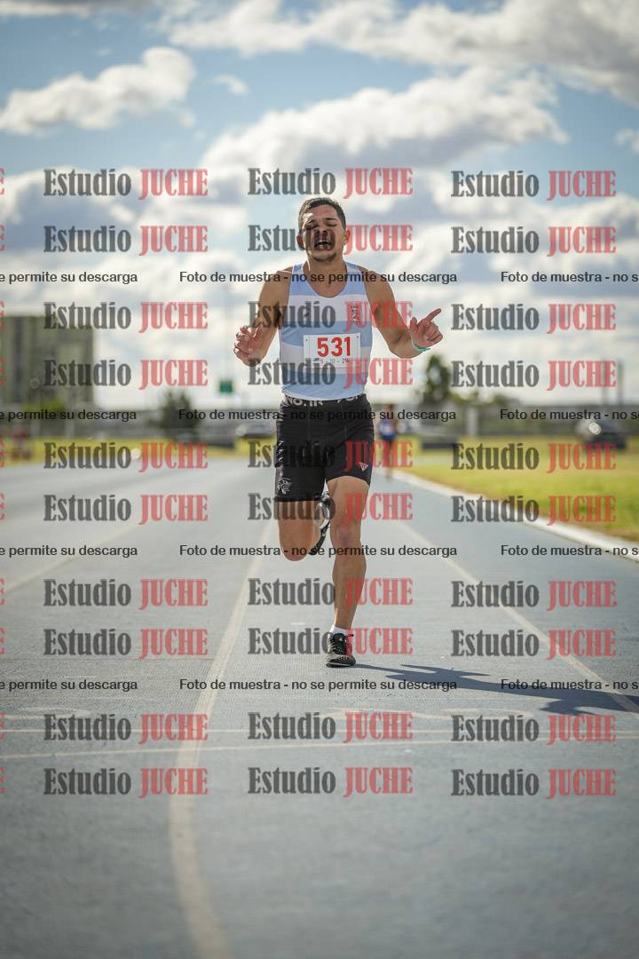Fotos de los 5000 m llanos de varones