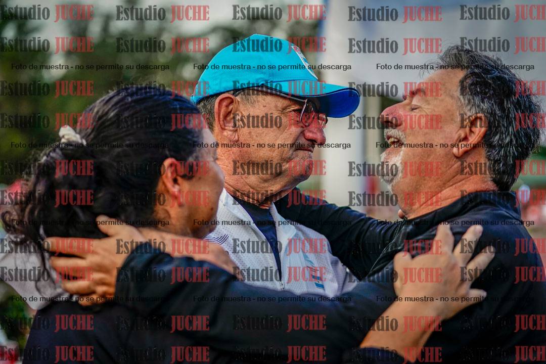 Fotos de algunos extras y podios del día 1
