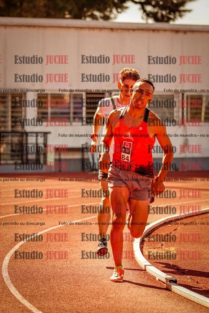 Fotos de los 800 m llanos de varones