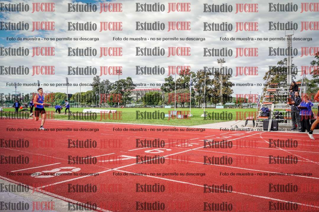 Fotos de los 400 m llanos de varones