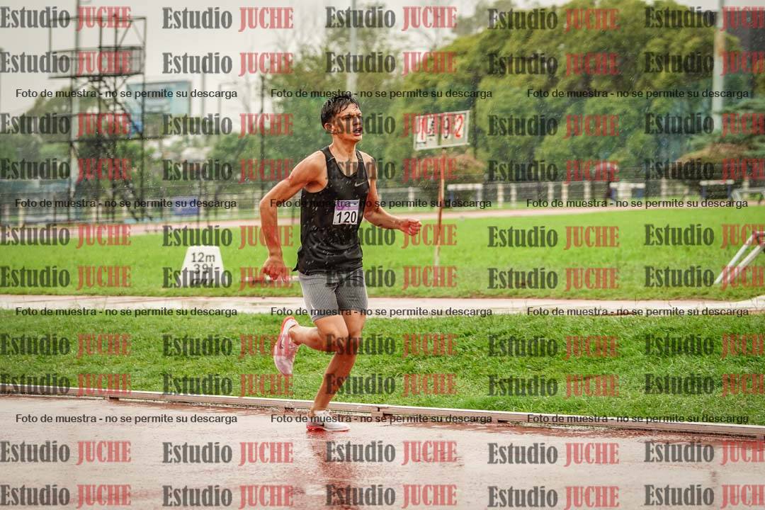 Fotos de los 800 m de varones