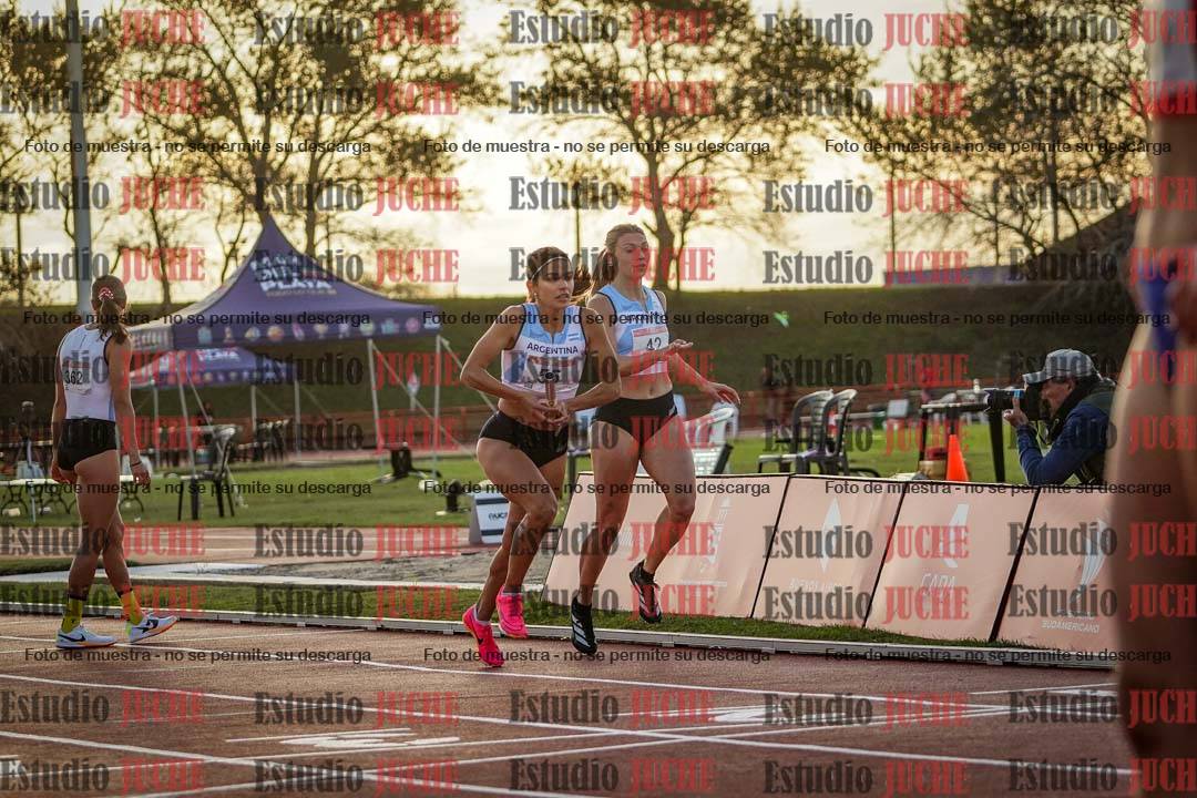Fotos de los relevos 4x400 m de mujeres