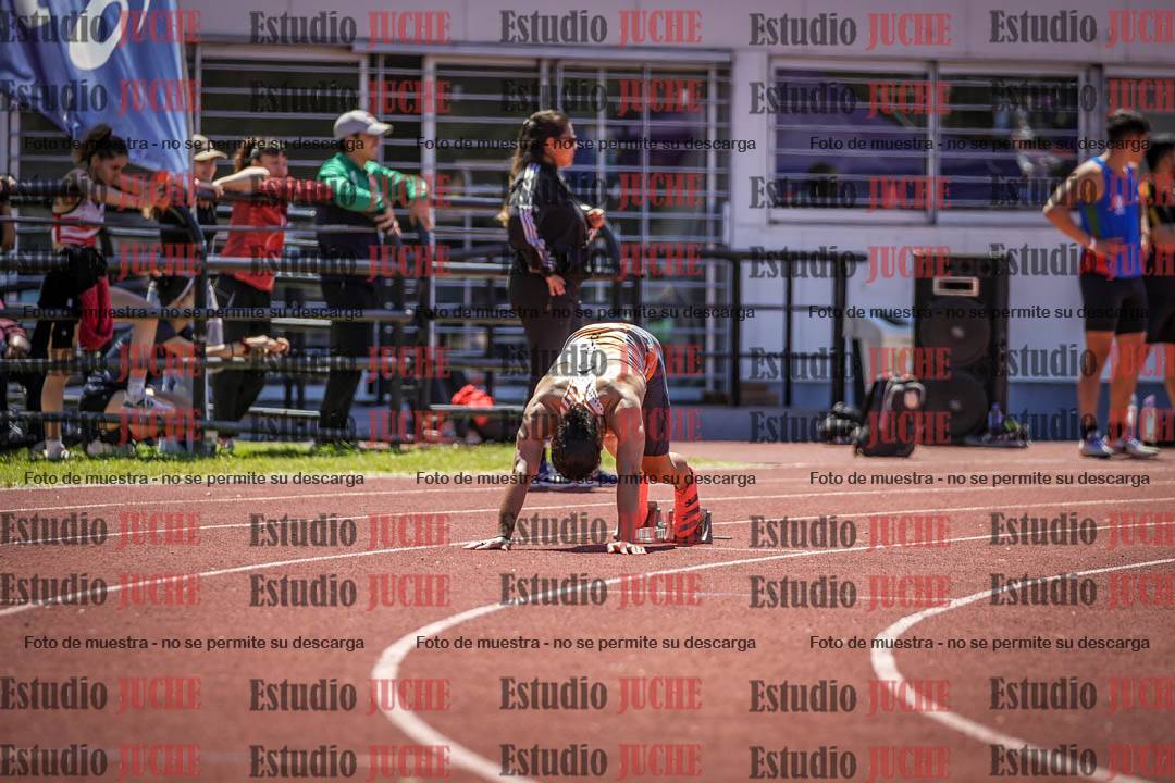 Fotos de los 400 m llanos de varones