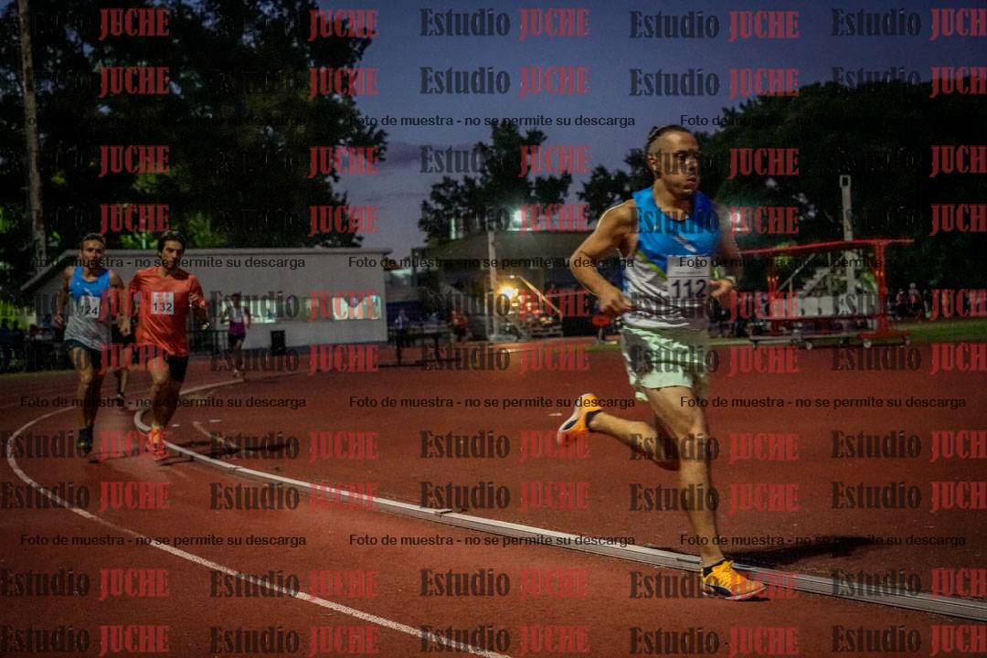 Fotos de los 1500 m llanos de varones