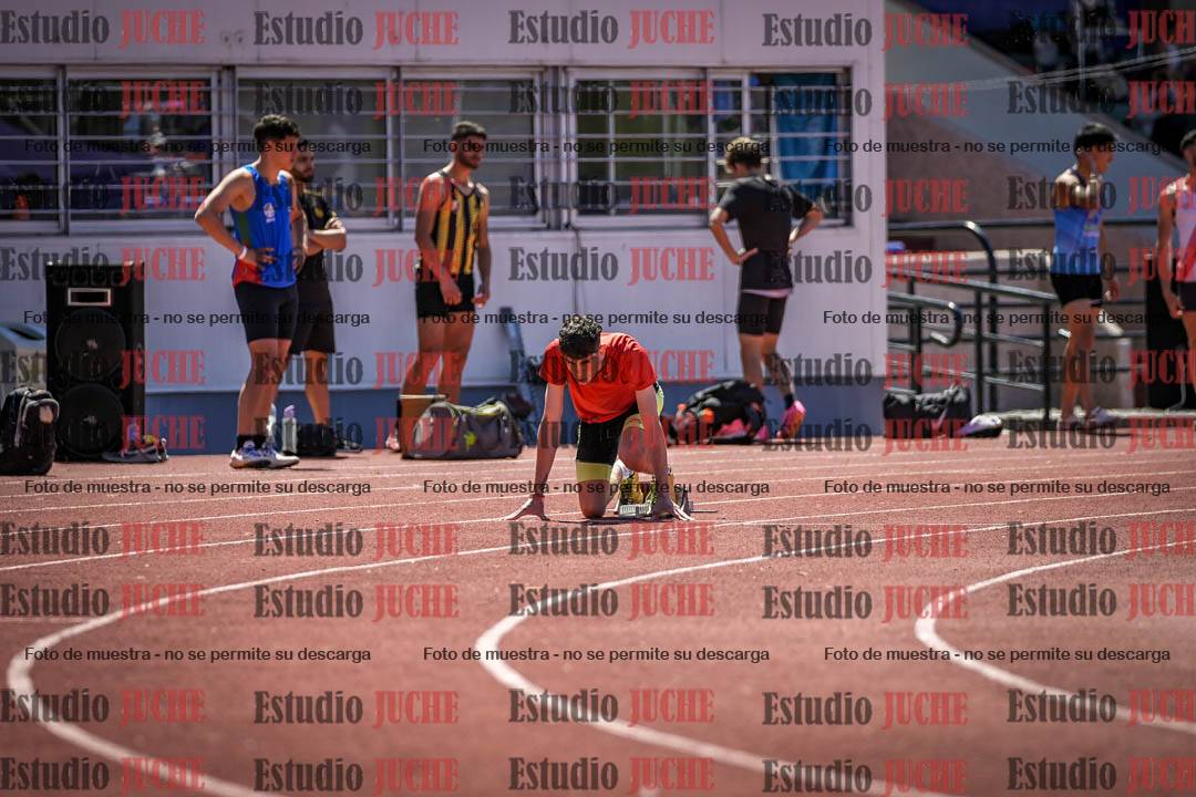 Fotos de los 400 m llanos de varones