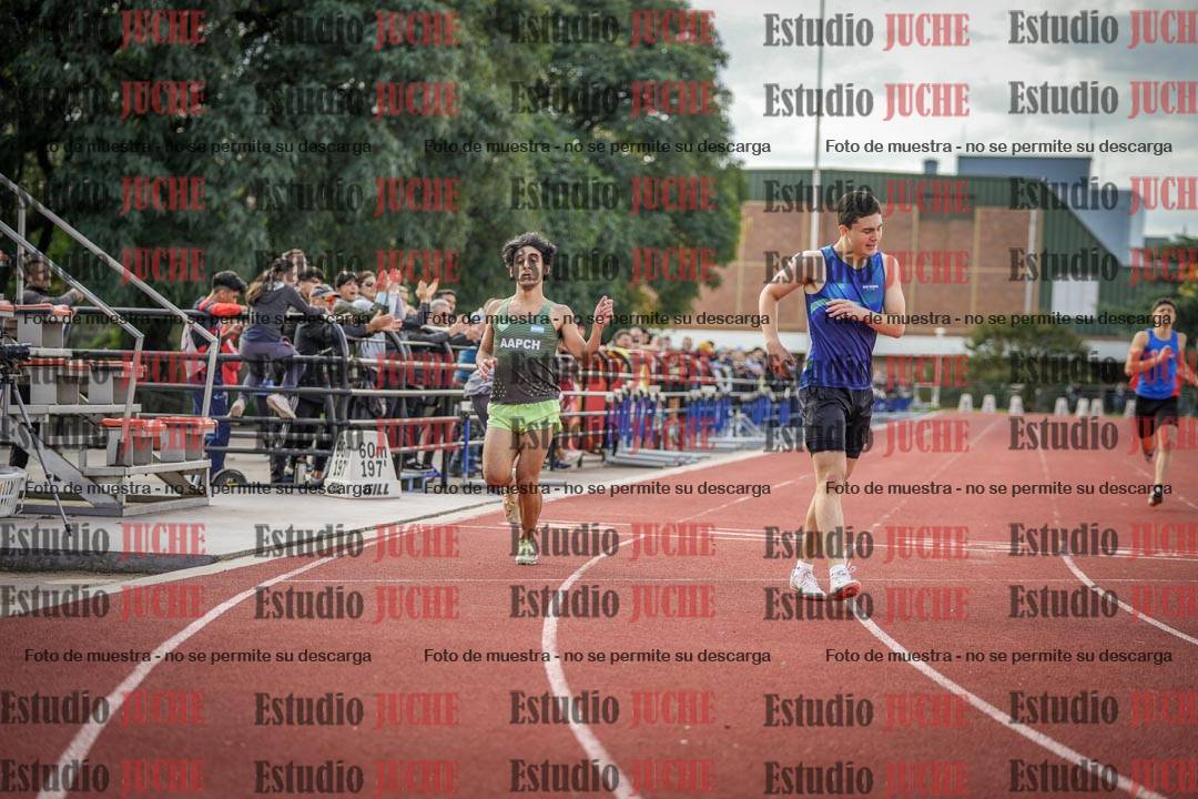 Fotos de los 400 m llanos de varones