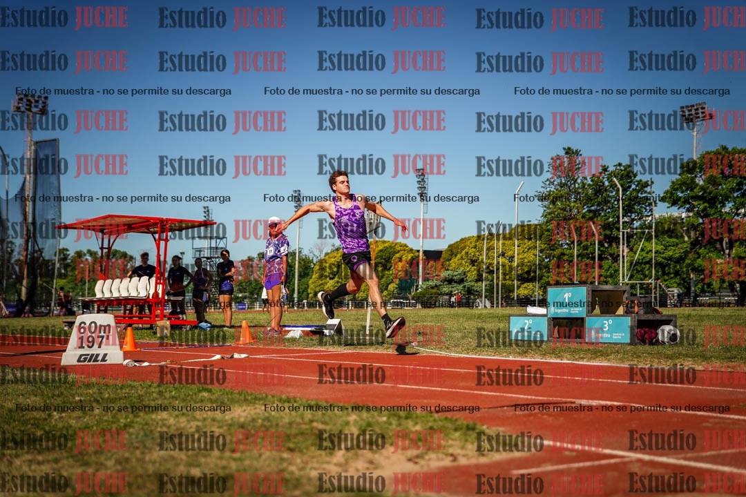 Fotos del salto triple de mujeres y varones - tablas de 8 - 11 - 13