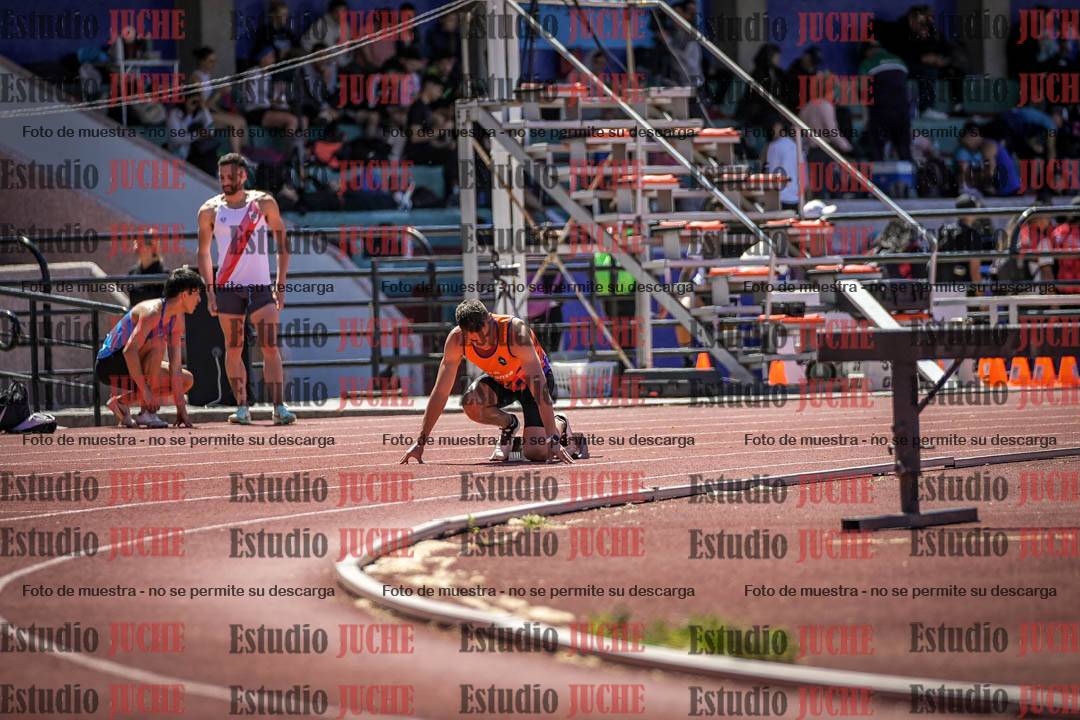 Fotos de los 400 m llanos de varones