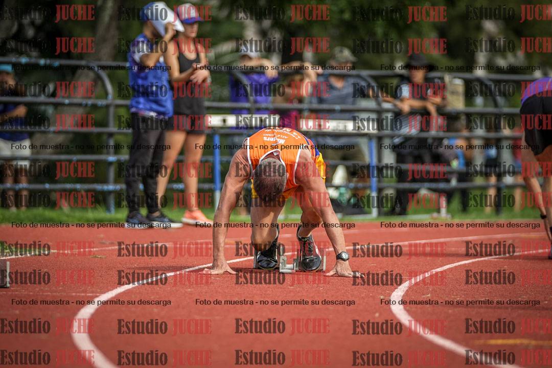 Fotos de los 200 m llanos de varones