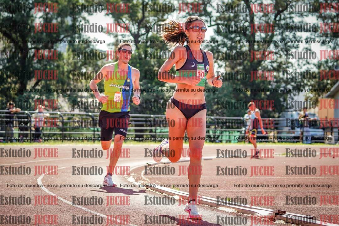 Fotos de los 5000 m llanos de mujeres y varones