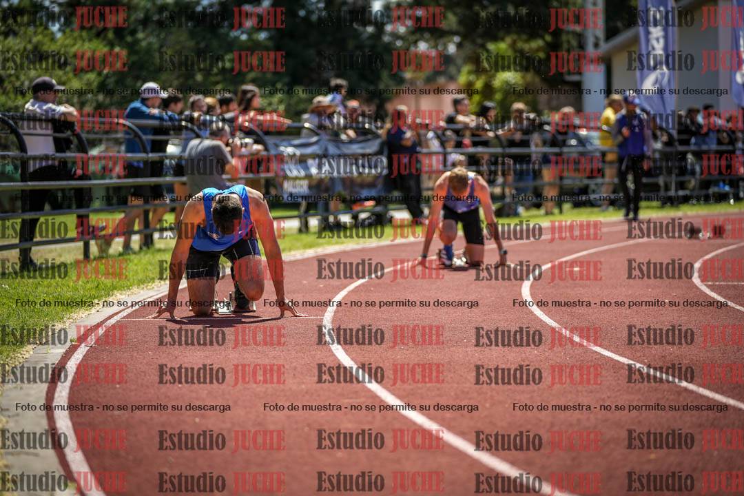 Fotos de los 400 m llanos de varones