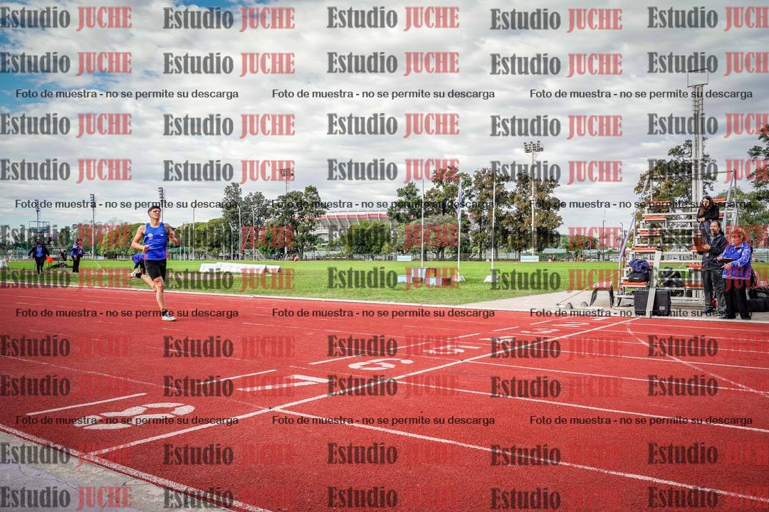 Fotos de los 400 m llanos de varones