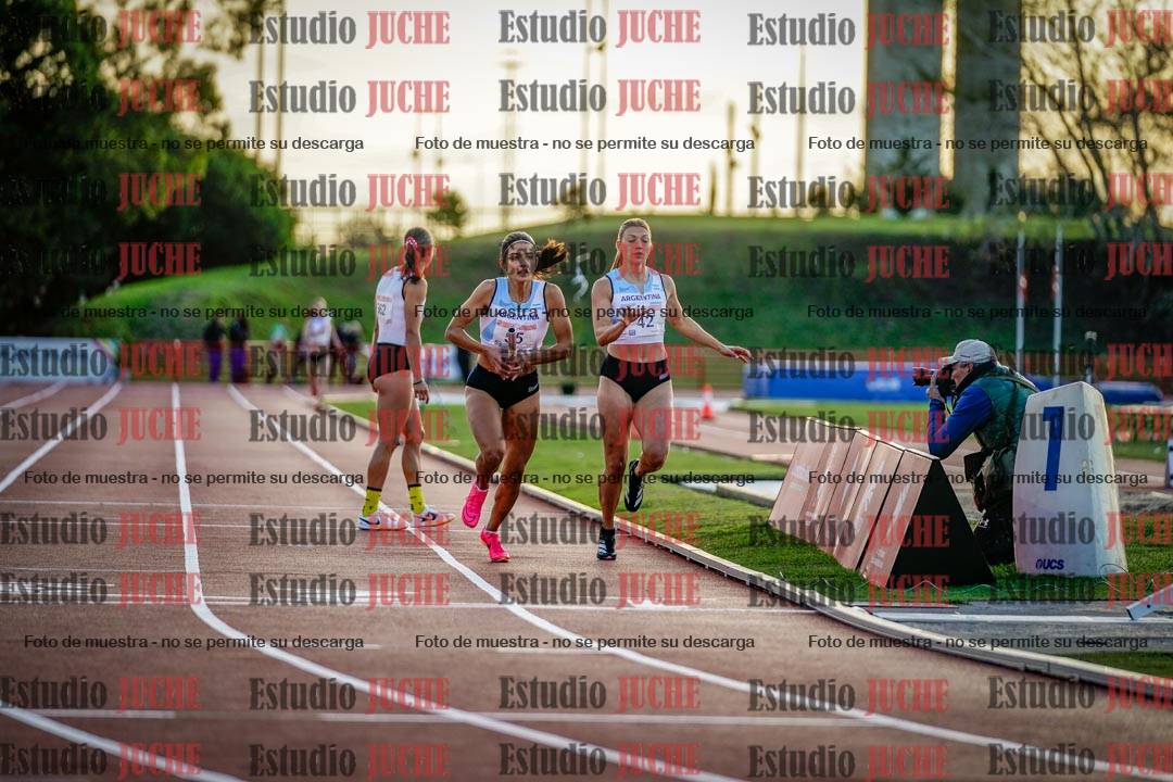 Fotos de los relevos 4x400 m de mujeres