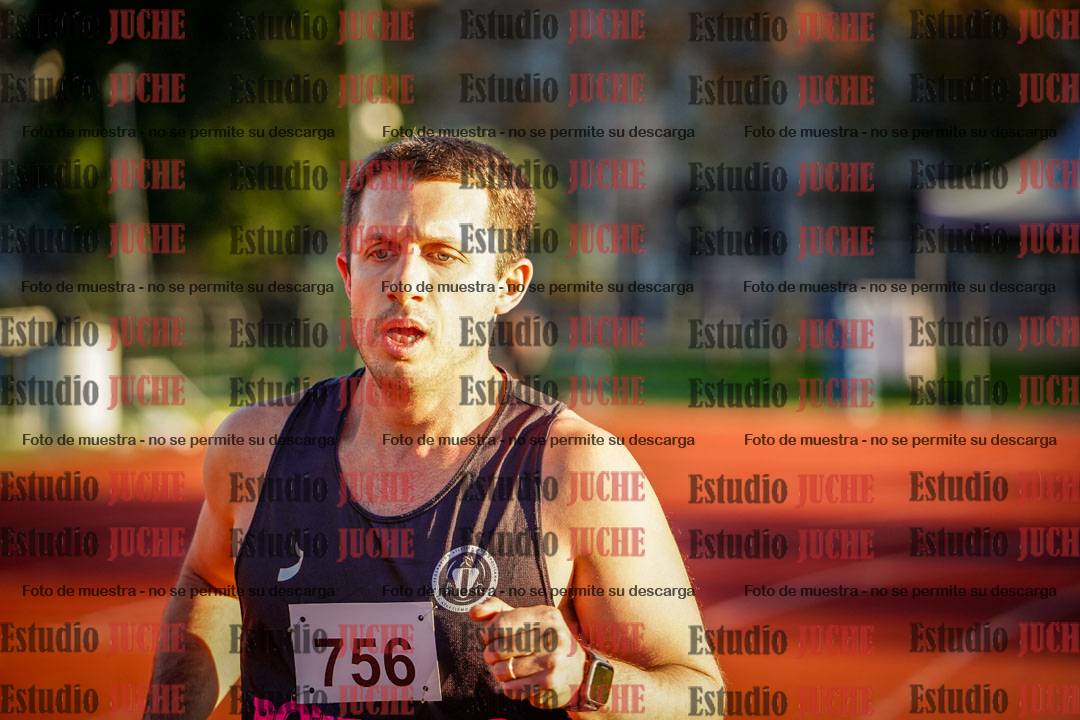 Fotos de los 3000 m llanos de varones