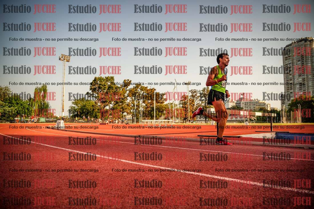 Fotos de los 5000 m llanos de mujeres y varones