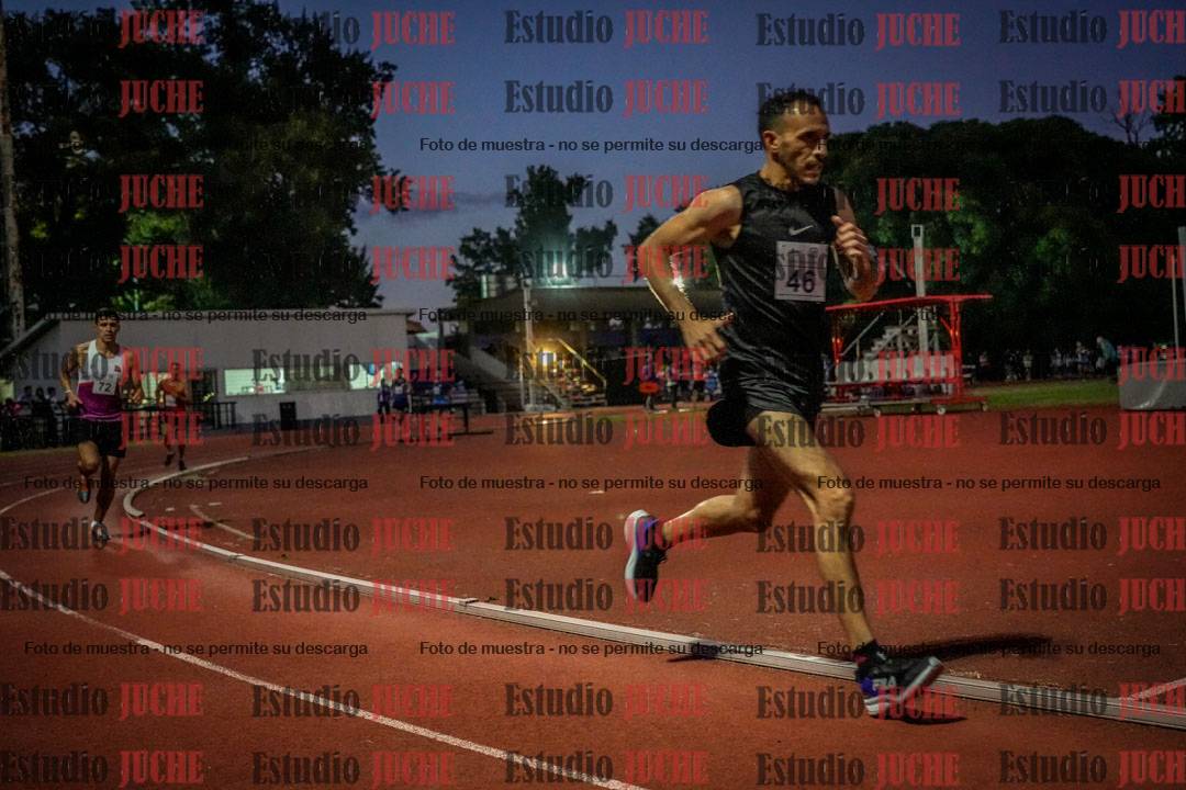 Fotos de los 1500 m llanos de varones