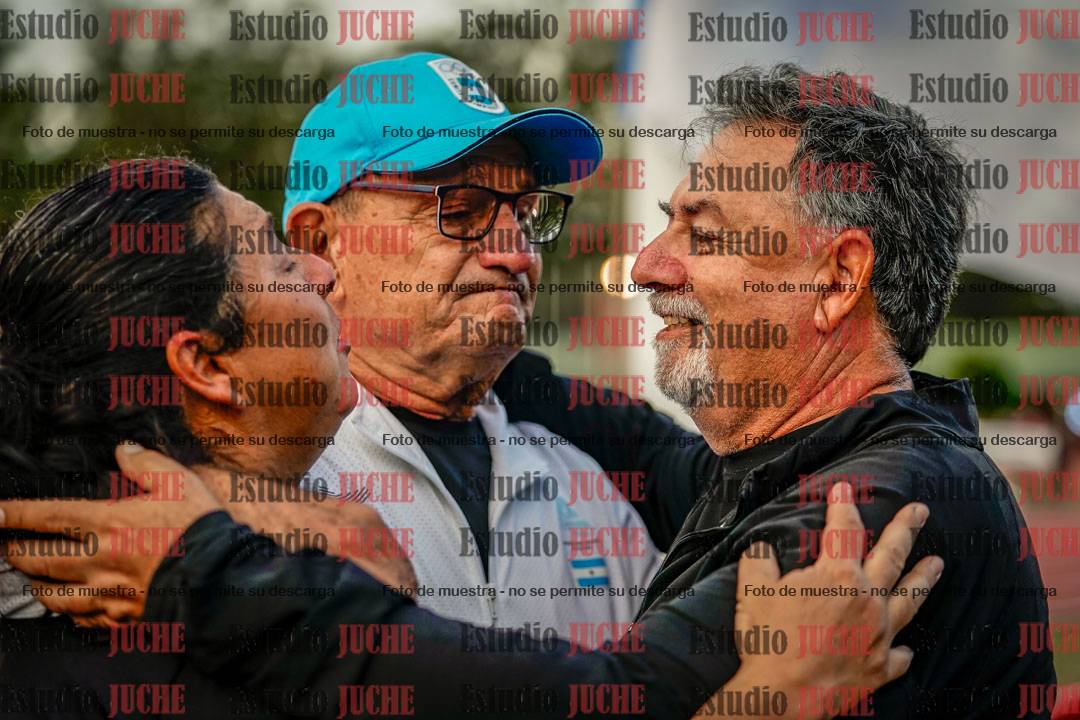 Fotos de algunos extras y podios del día 1