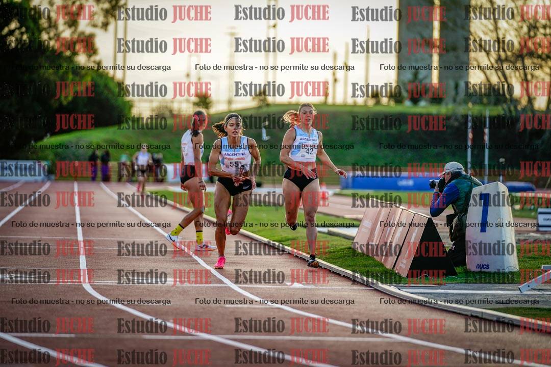 Fotos de los relevos 4x400 m de mujeres