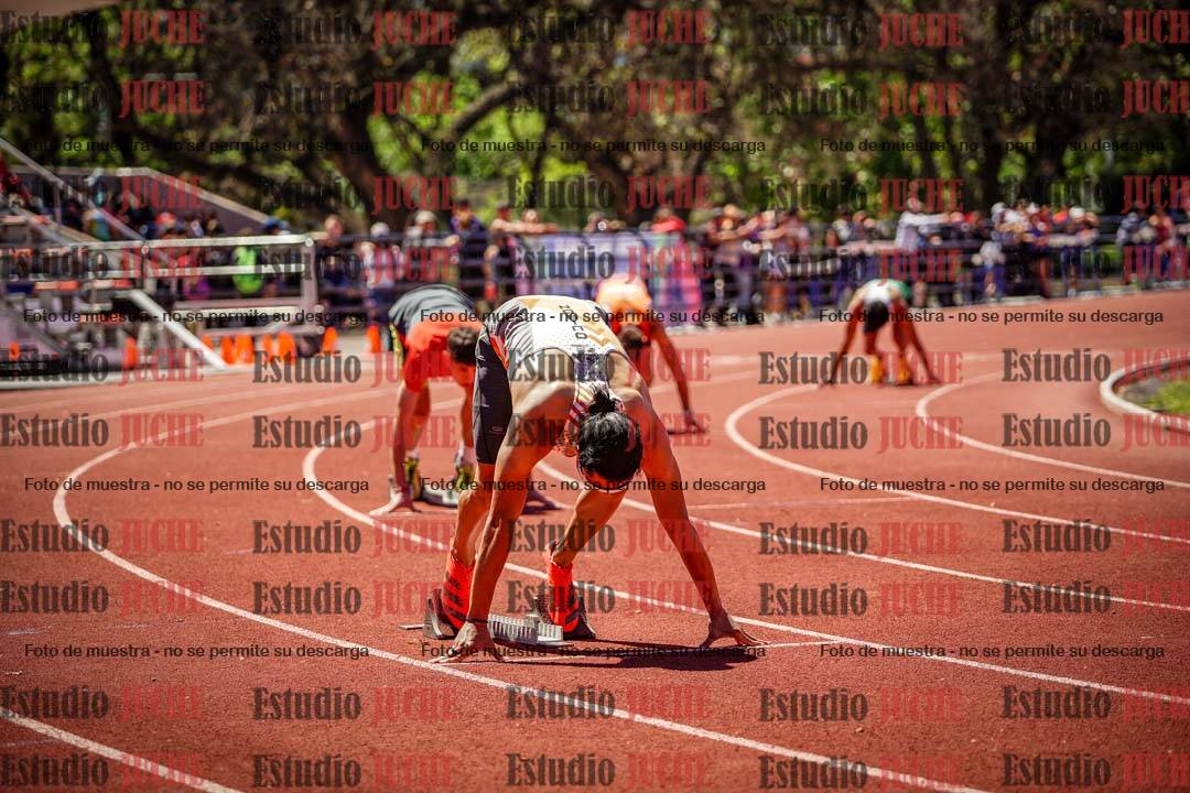 Fotos de los 400 m llanos de varones