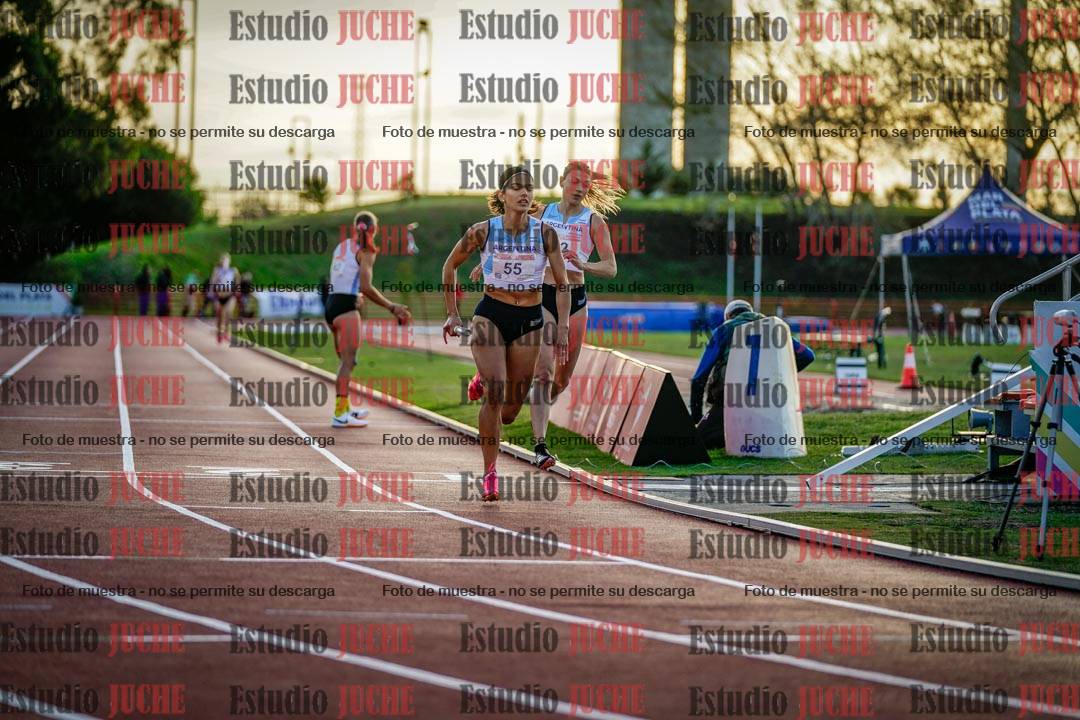 Fotos de los relevos 4x400 m de mujeres