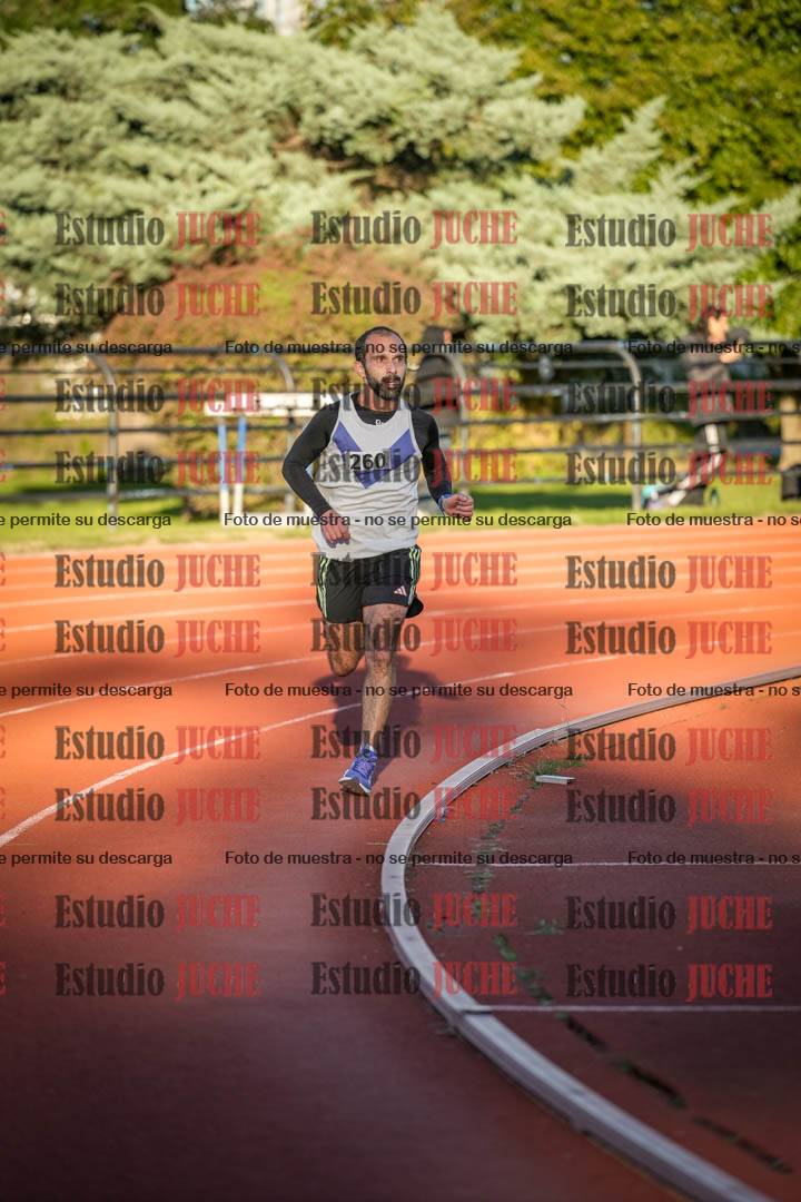 Fotos de los 3000 m llanos de varones