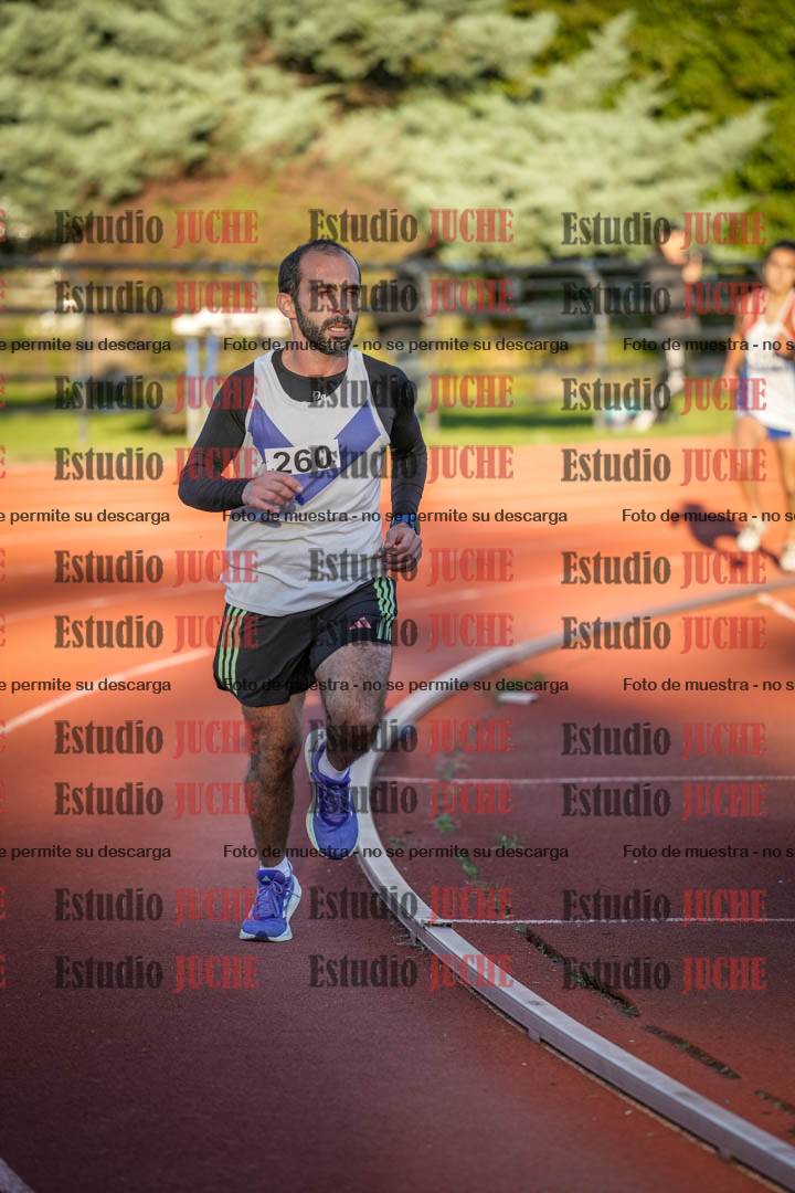 Fotos de los 3000 m llanos de varones