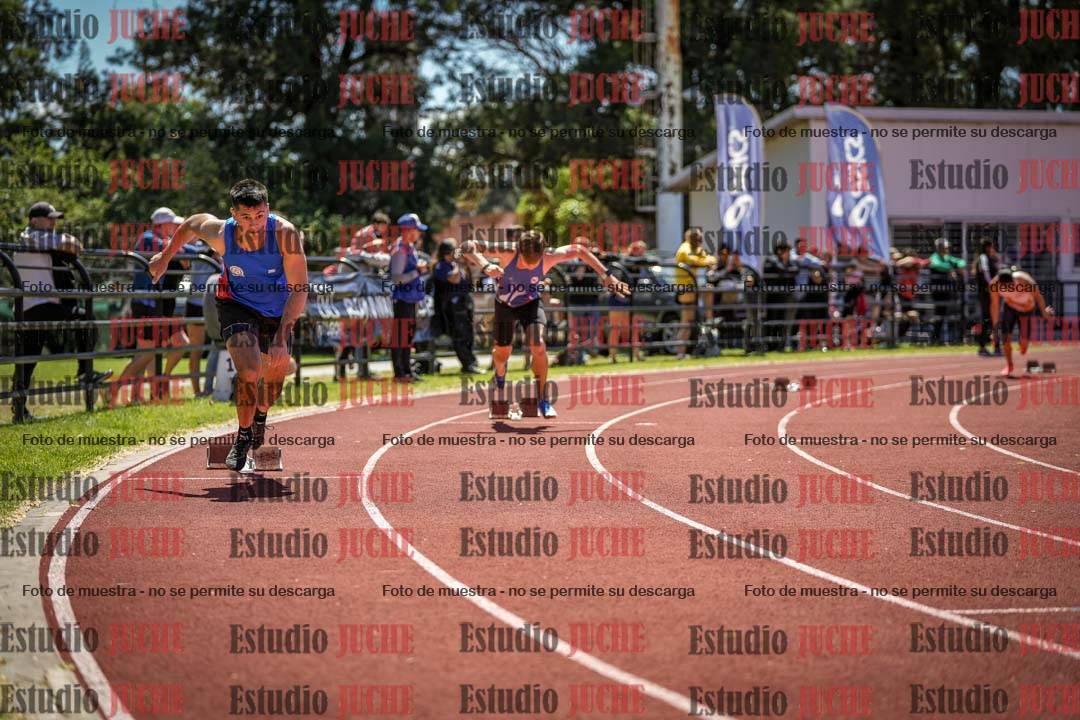 Fotos de los 400 m llanos de varones