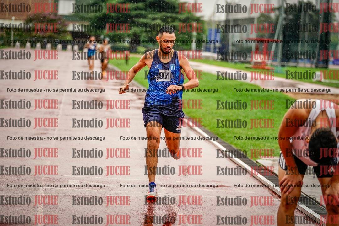 Fotos de los 800 m de varones