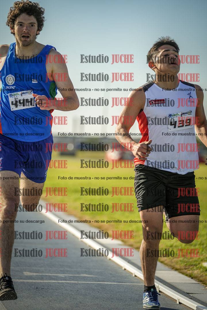 Fotos de los 1500 m llanos de varones