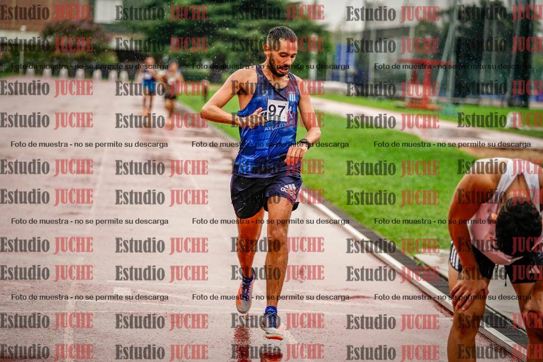 Fotos de los 800 m de varones