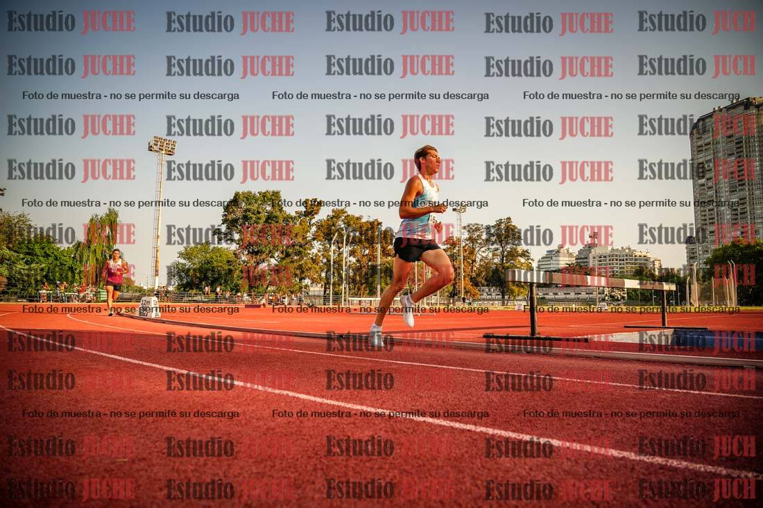 Fotos de los 5000 m llanos de mujeres y varones