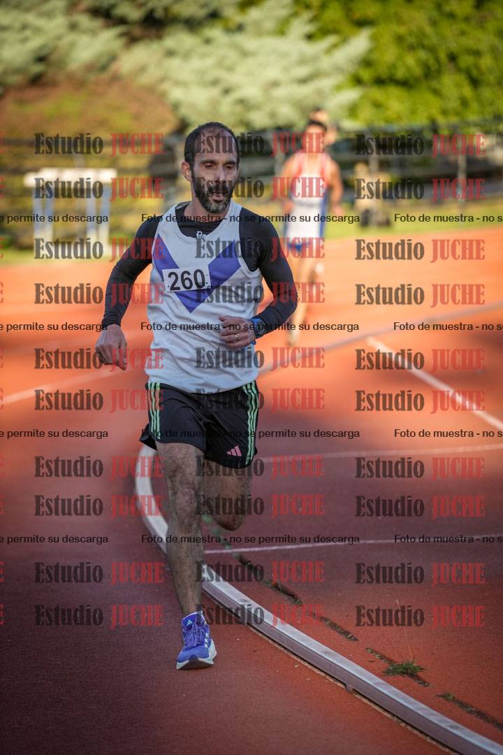 Fotos de los 3000 m llanos de varones