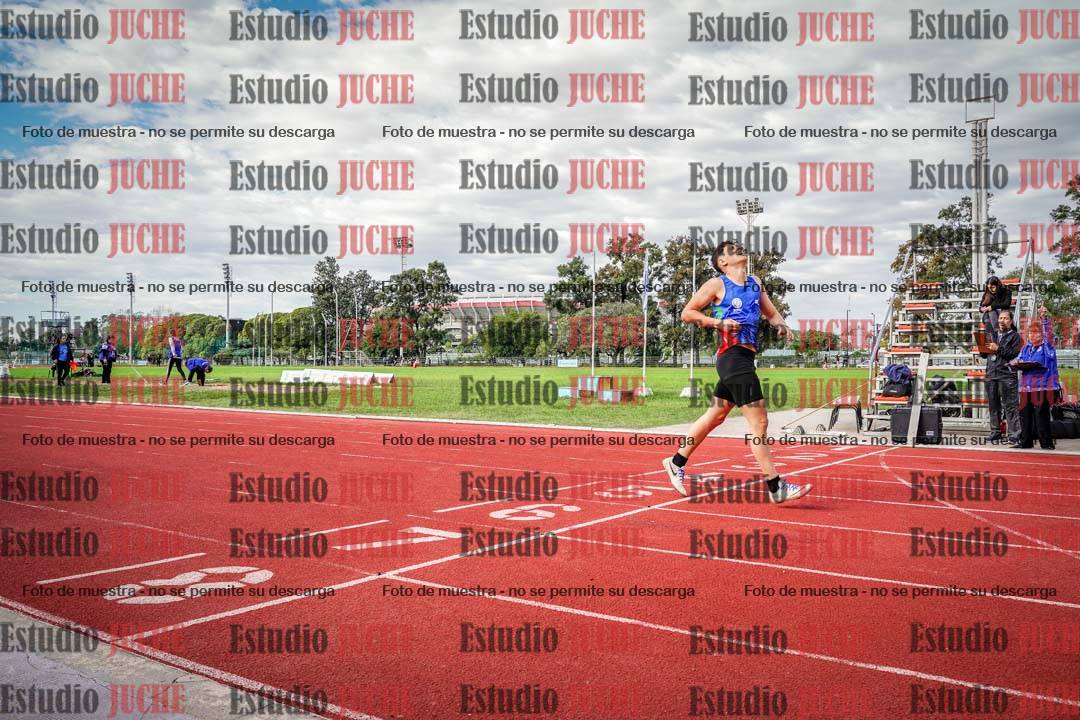 Fotos de los 400 m llanos de varones
