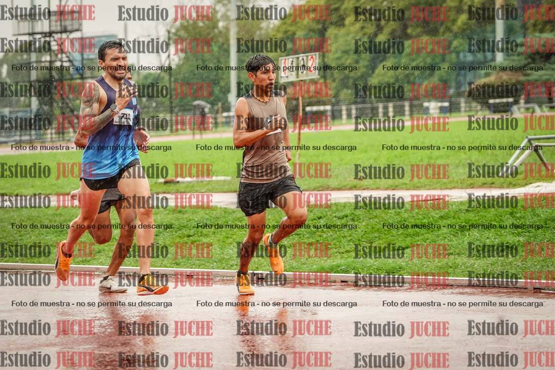 Fotos de los 800 m de varones