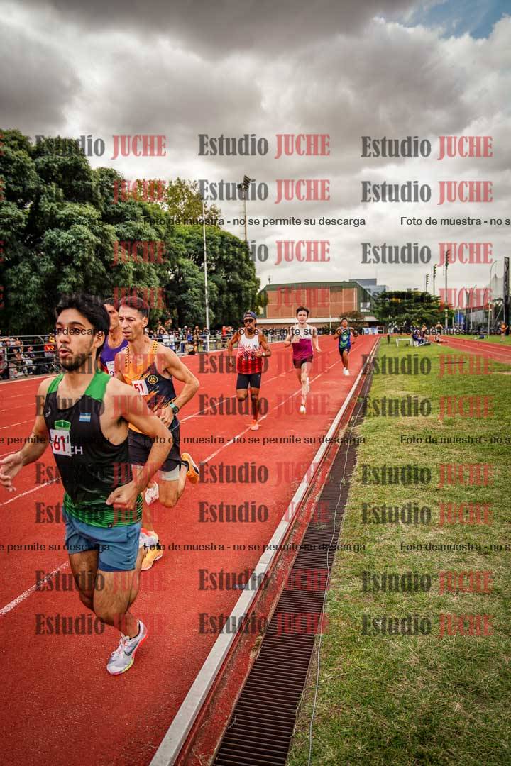 Fotos de los 800 m de varones