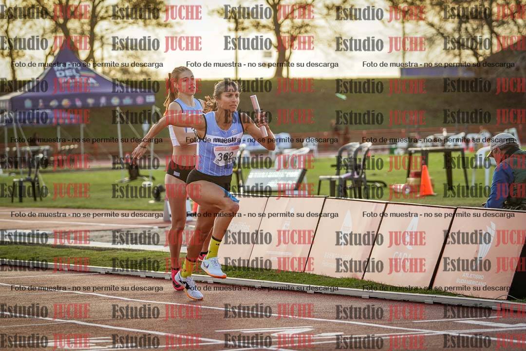 Fotos de los relevos 4x400 m de mujeres