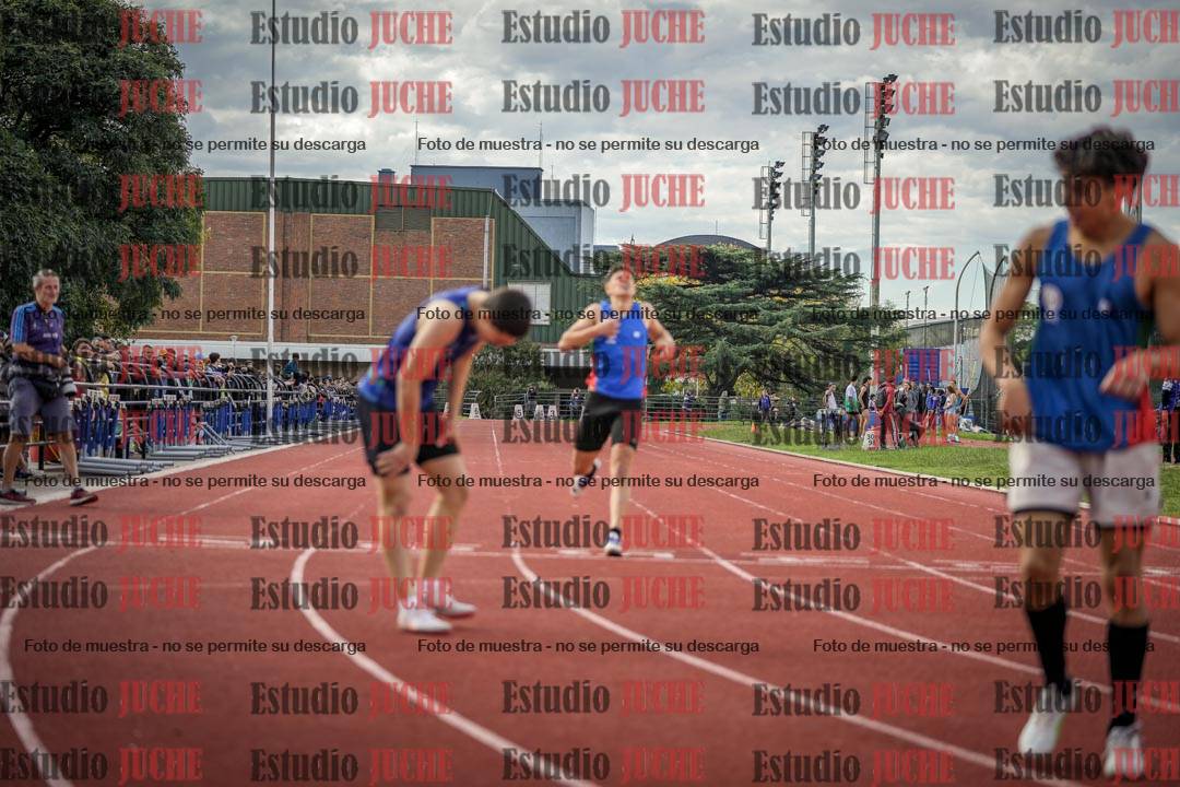 Fotos de los 400 m llanos de varones