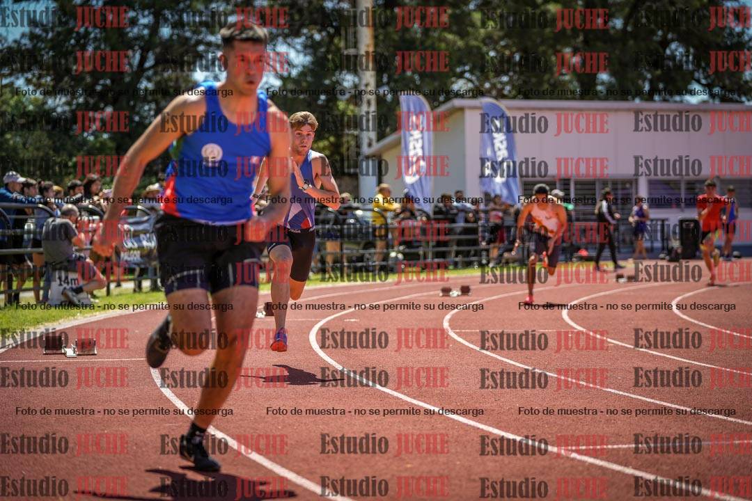 Fotos de los 400 m llanos de varones