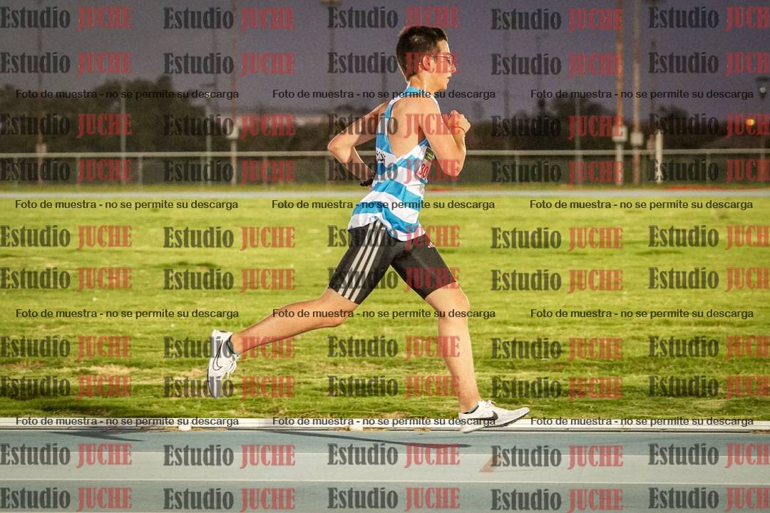 Fotos de los 3000 m llanos de varones