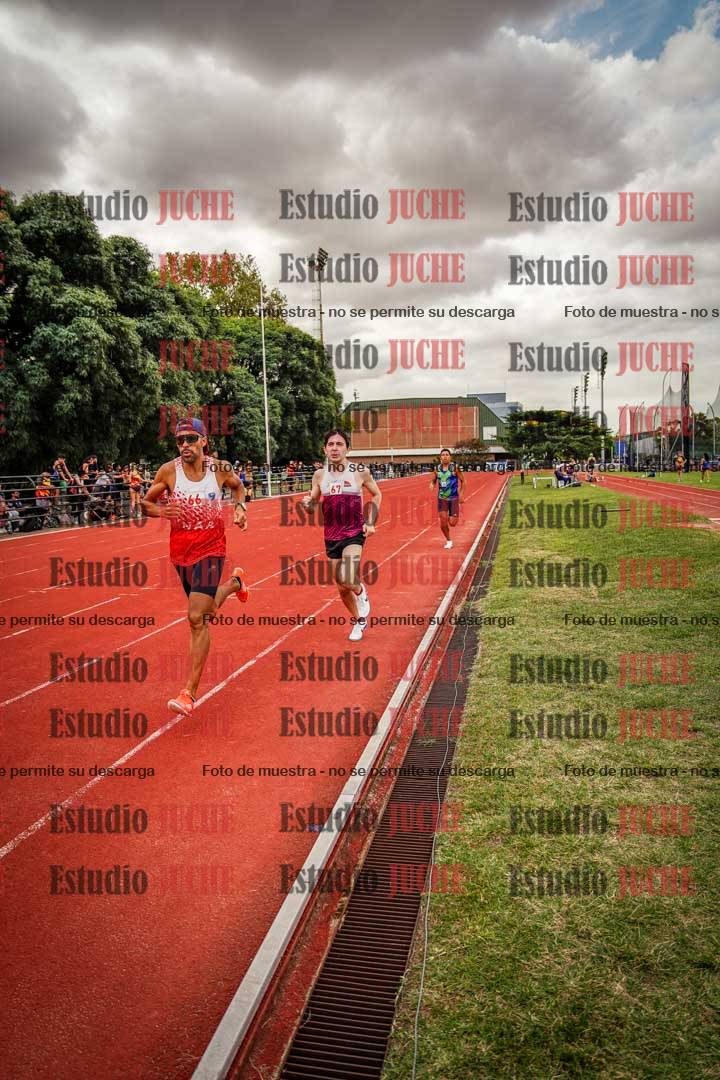 Fotos de los 800 m de varones