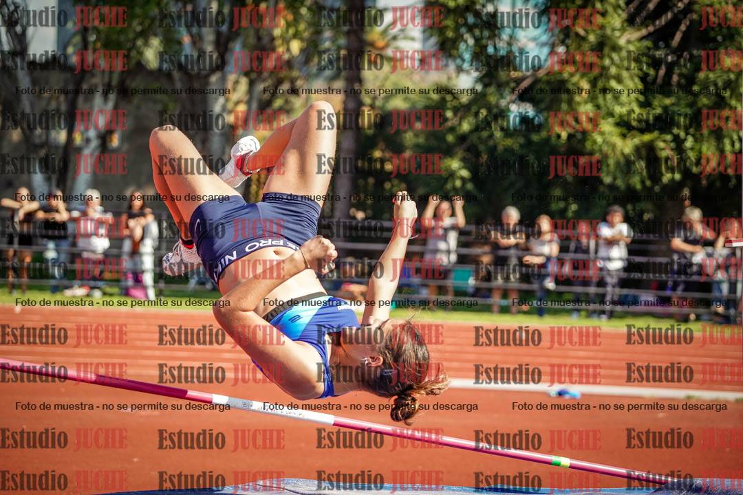 Fotos del salto en alto de mujeres