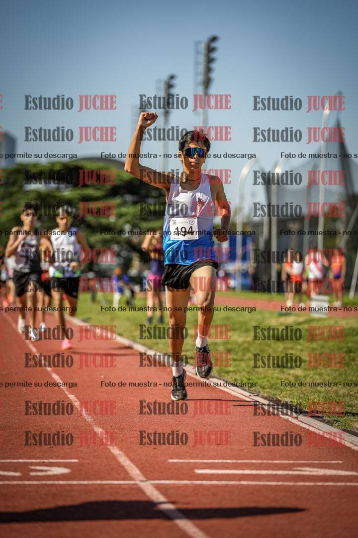 Fotos de los 600 m llanos de varones