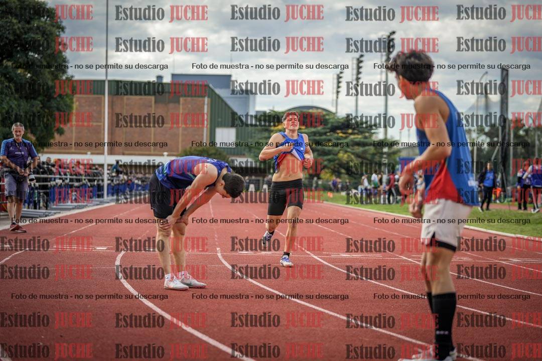Fotos de los 400 m llanos de varones