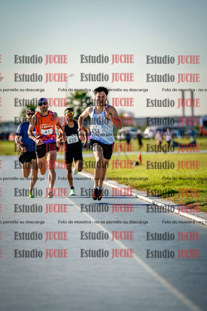 Fotos de los 1500 m llanos de varones