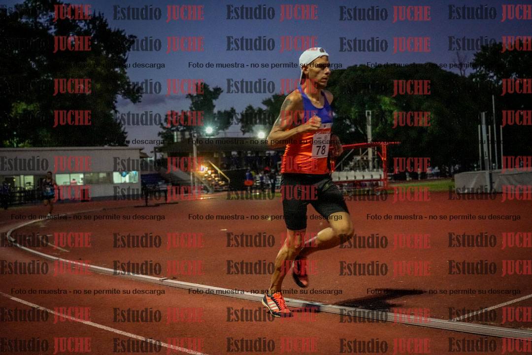 Fotos de los 1500 m llanos de varones