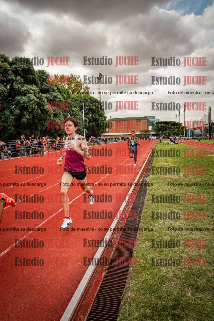 Fotos de los 800 m de varones