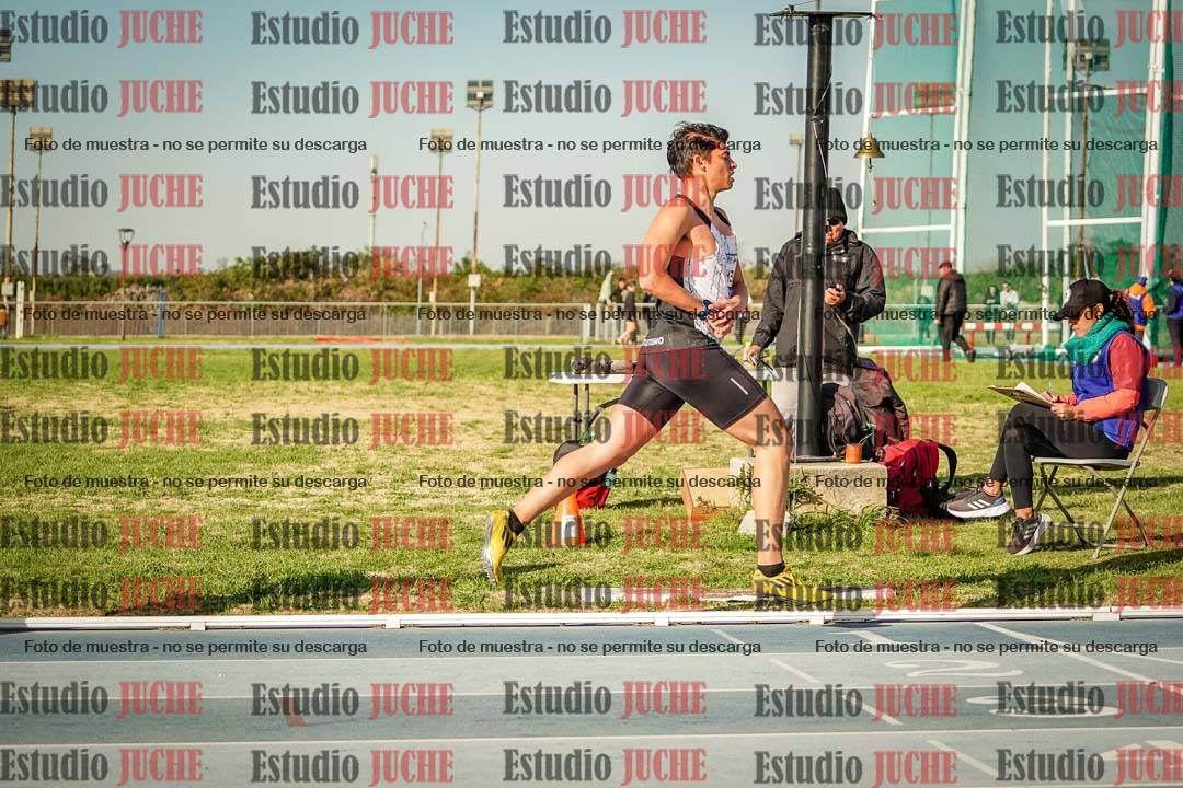 Fotos de los 1500 m llanos de varones