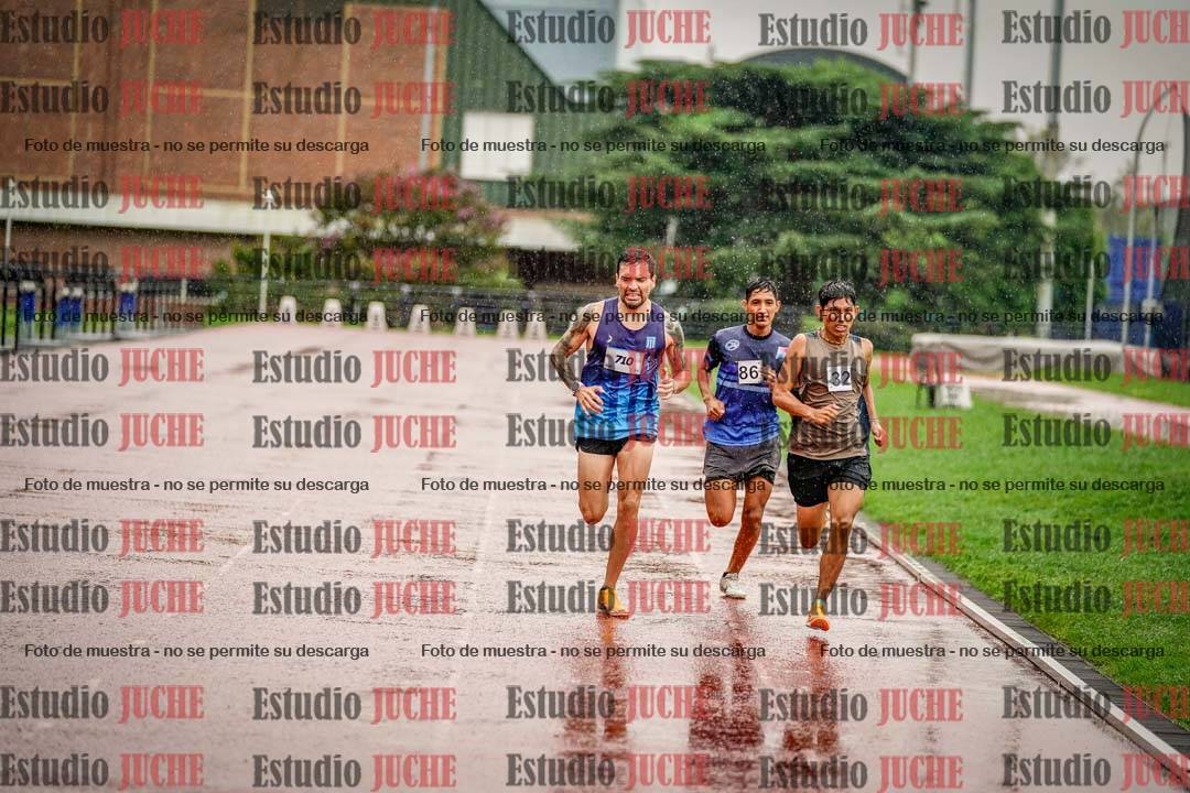 Fotos de los 800 m de varones
