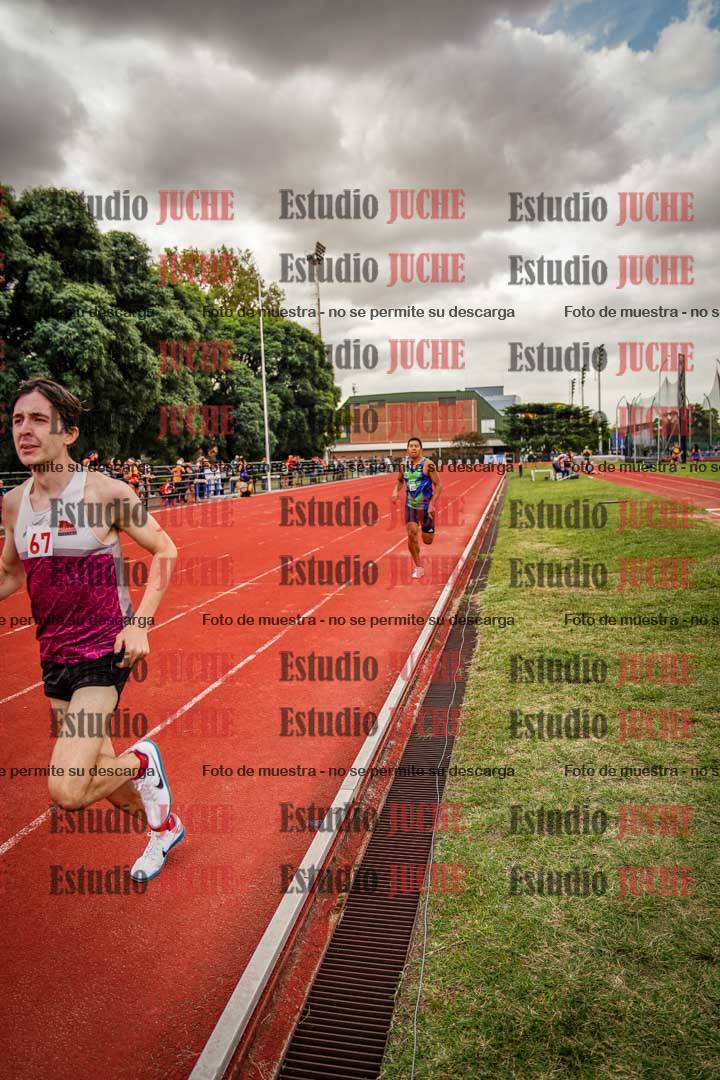Fotos de los 800 m de varones
