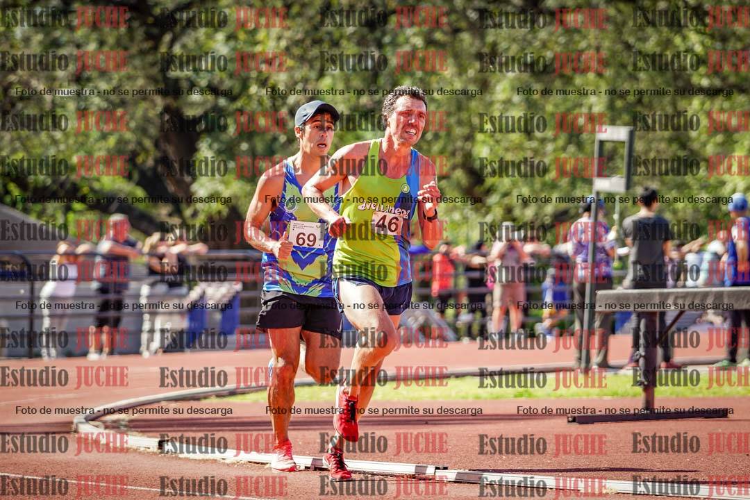 Fotos de los 5000 m llanos de mujeres y varones